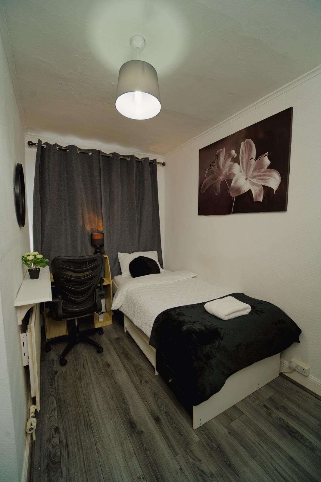 Single bedroom